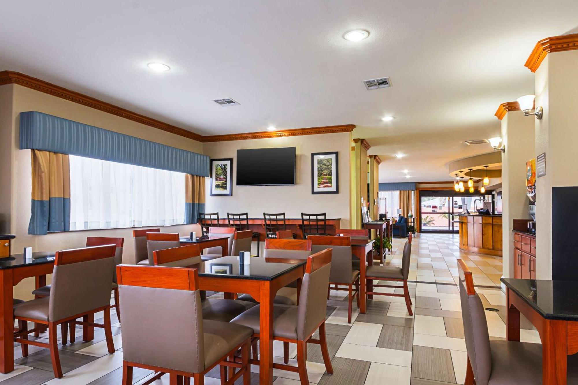 Comfort Suites Lake Charles Dış mekan fotoğraf