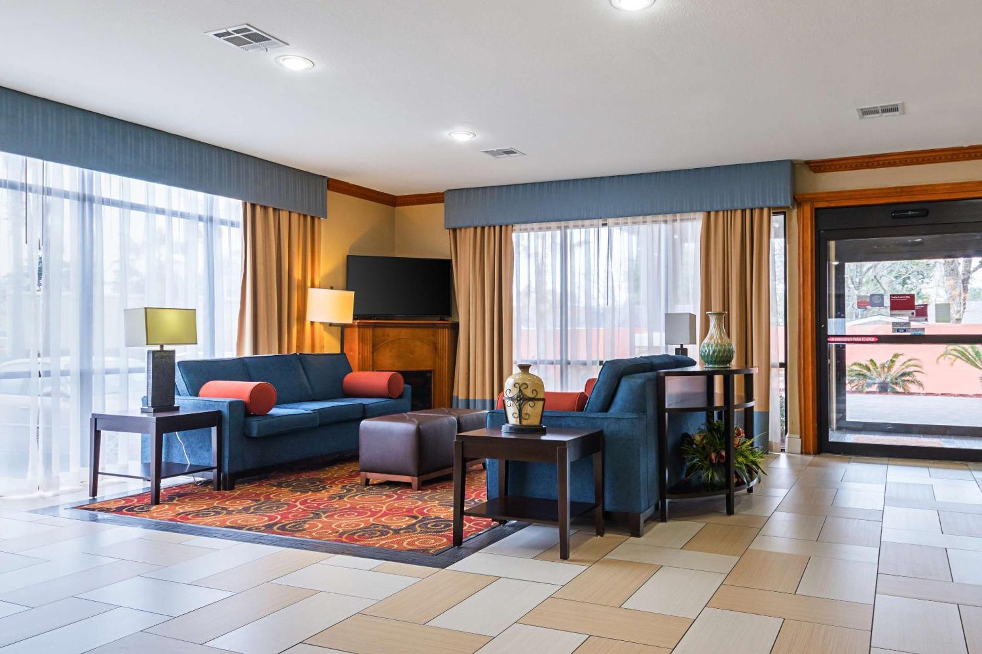 Comfort Suites Lake Charles Dış mekan fotoğraf